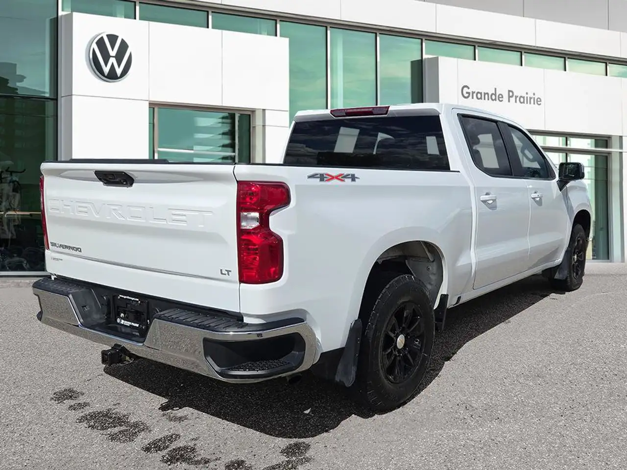 Chevrolet Silverado 1500 - Image 6
