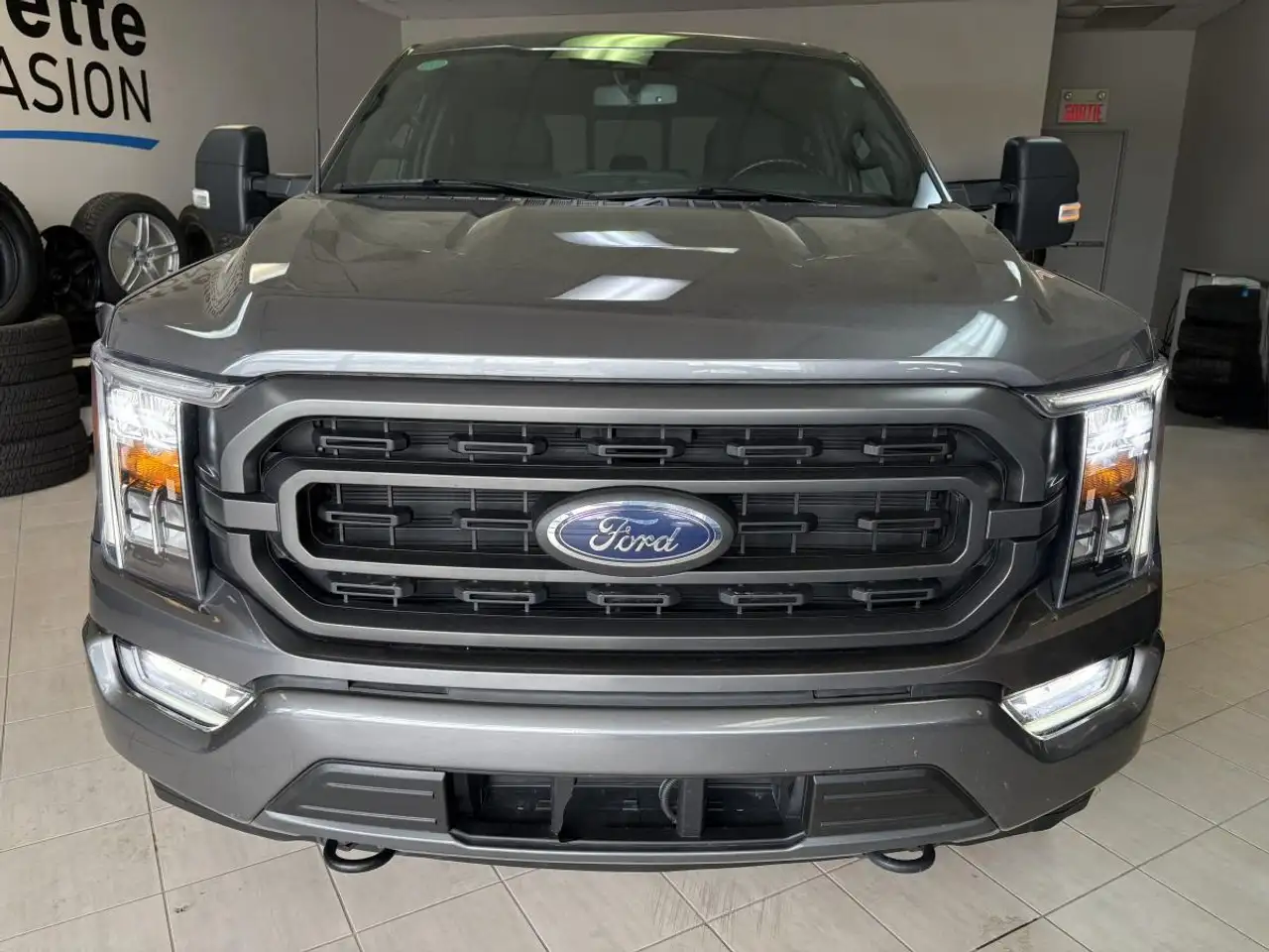Ford F-150 - Image 12