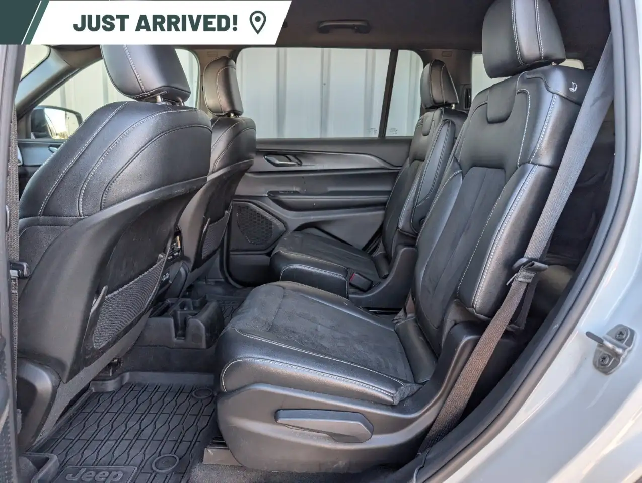 Jeep Grand Cherokee - Image 13