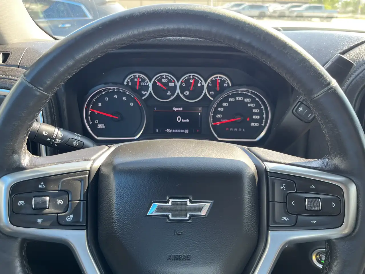 Chevrolet Silverado 1500 - Image 11
