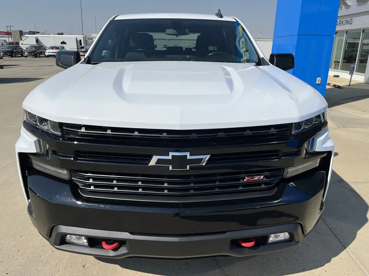 Chevrolet Silverado 1500 - Image 24