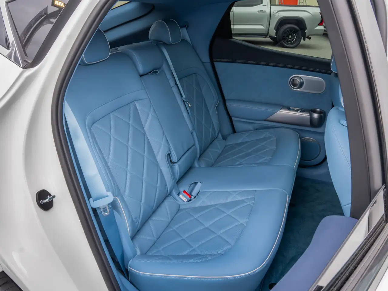 Genesis GV60 - Image 34