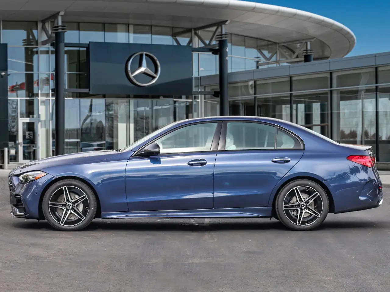 Mercedes-Benz C-Class - Image 3