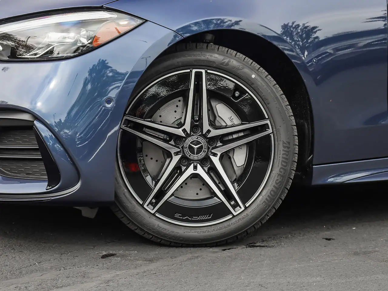 Mercedes-Benz C-Class - Image 12