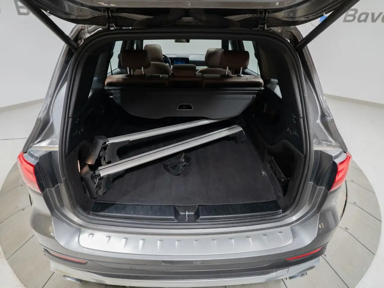 Mercedes-Benz GLB - Image 32
