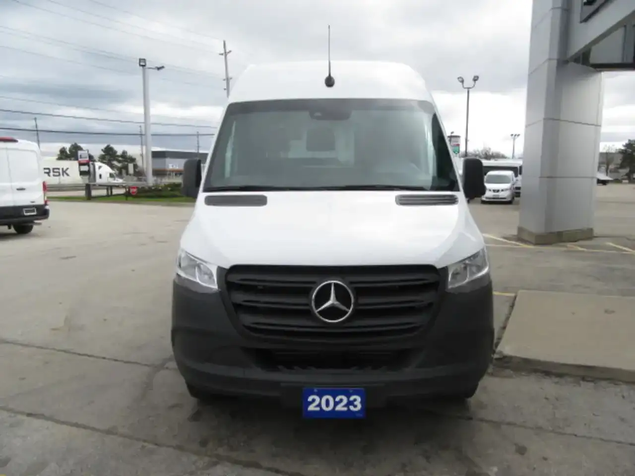 Mercedes-Benz Sprinter - Image 2