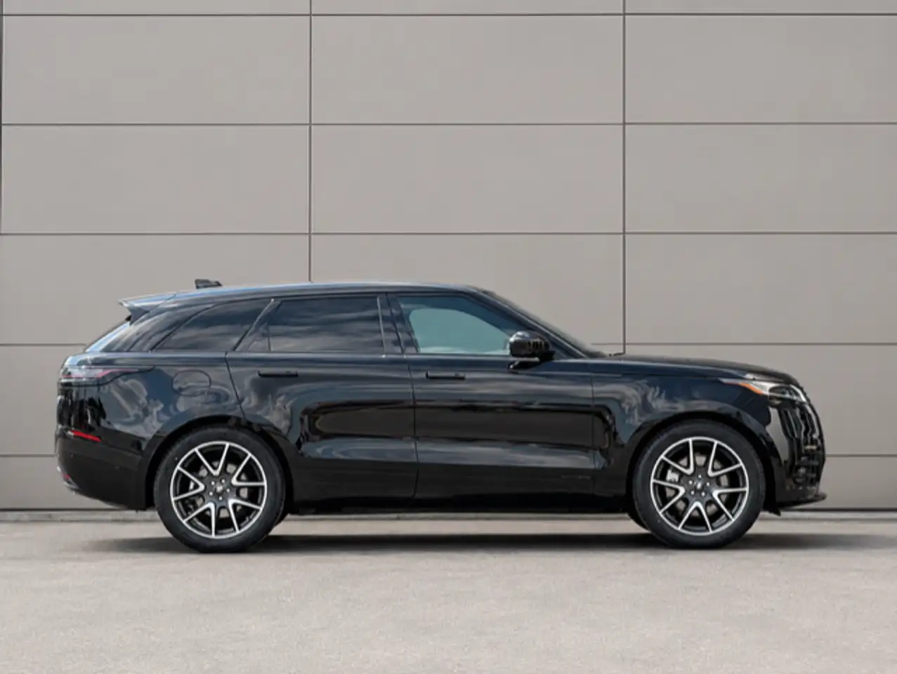 Land Rover Range Rover Velar - Image 7