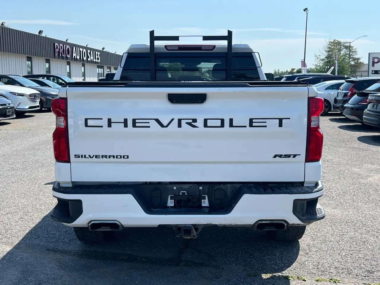 Chevrolet Silverado 1500 - Image 4