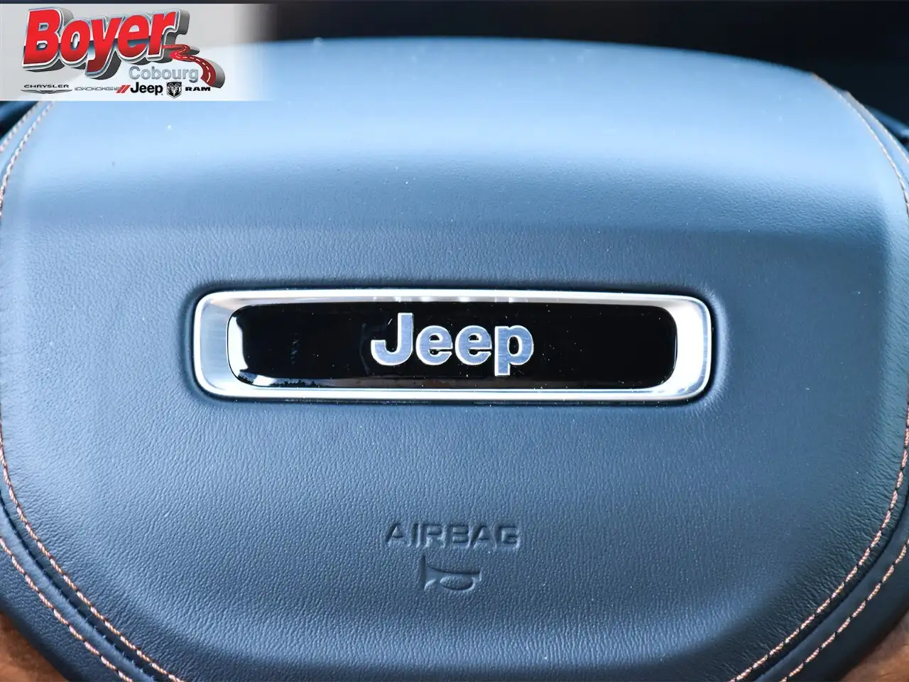 Jeep Grand Cherokee - Image 23