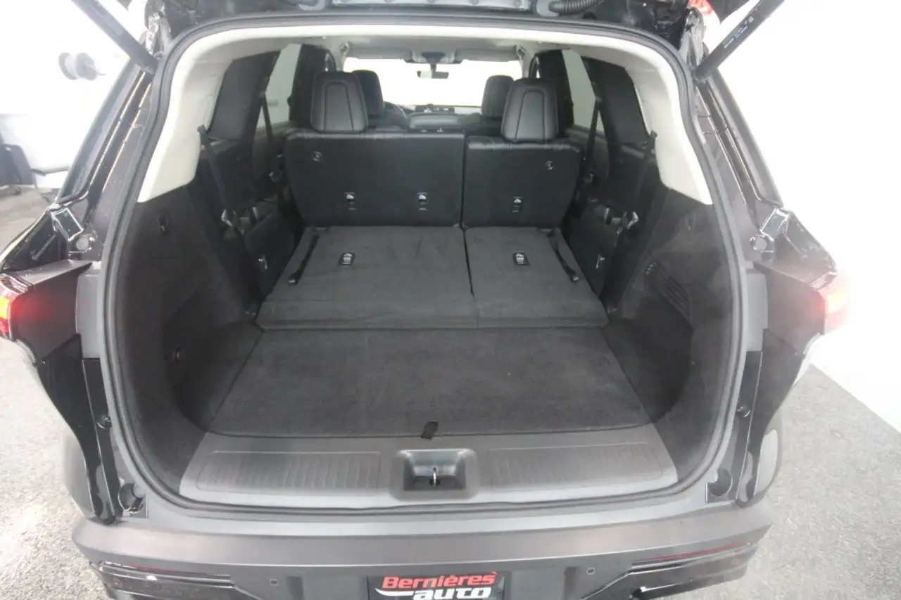 Infiniti QX60 - Image 30