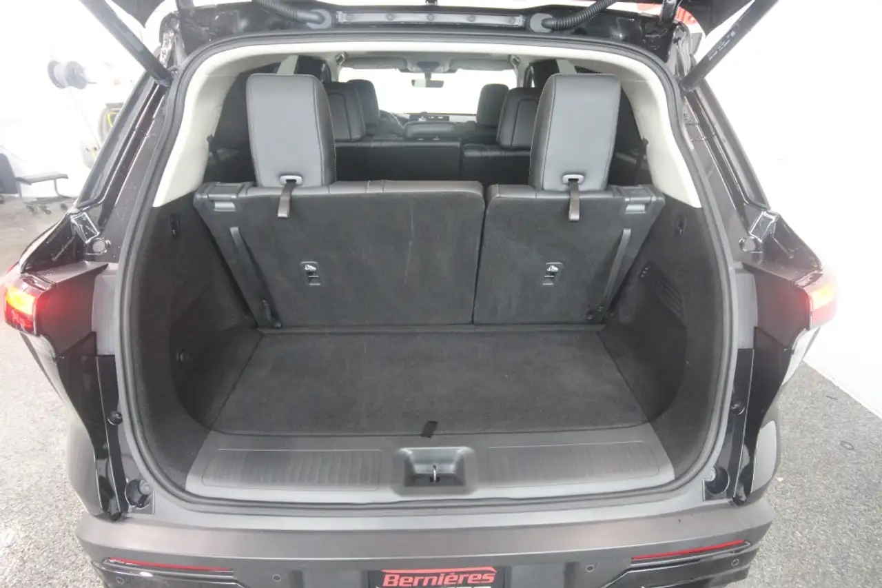 Infiniti QX60 - Image 32