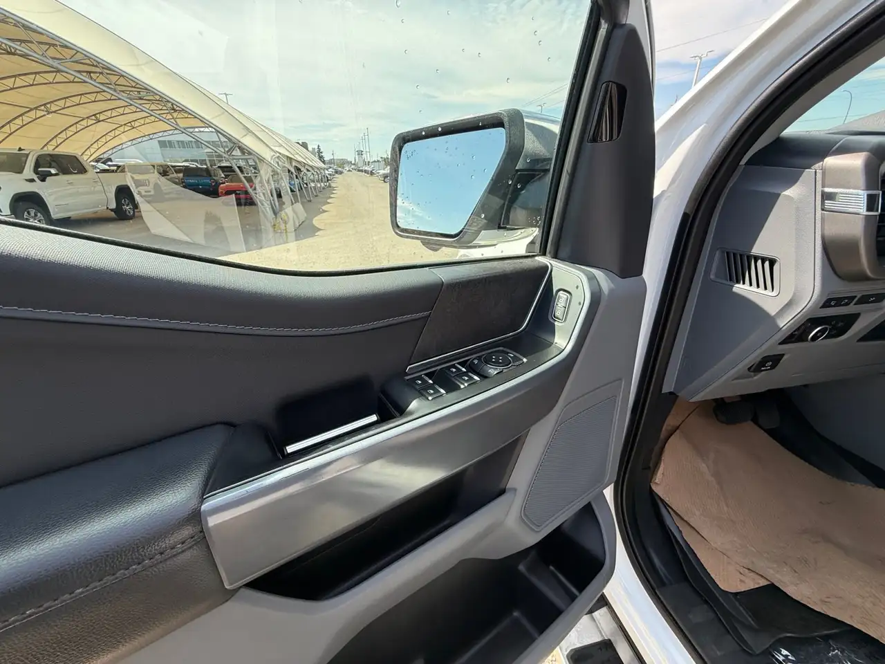 Ford F-150 - Image 12
