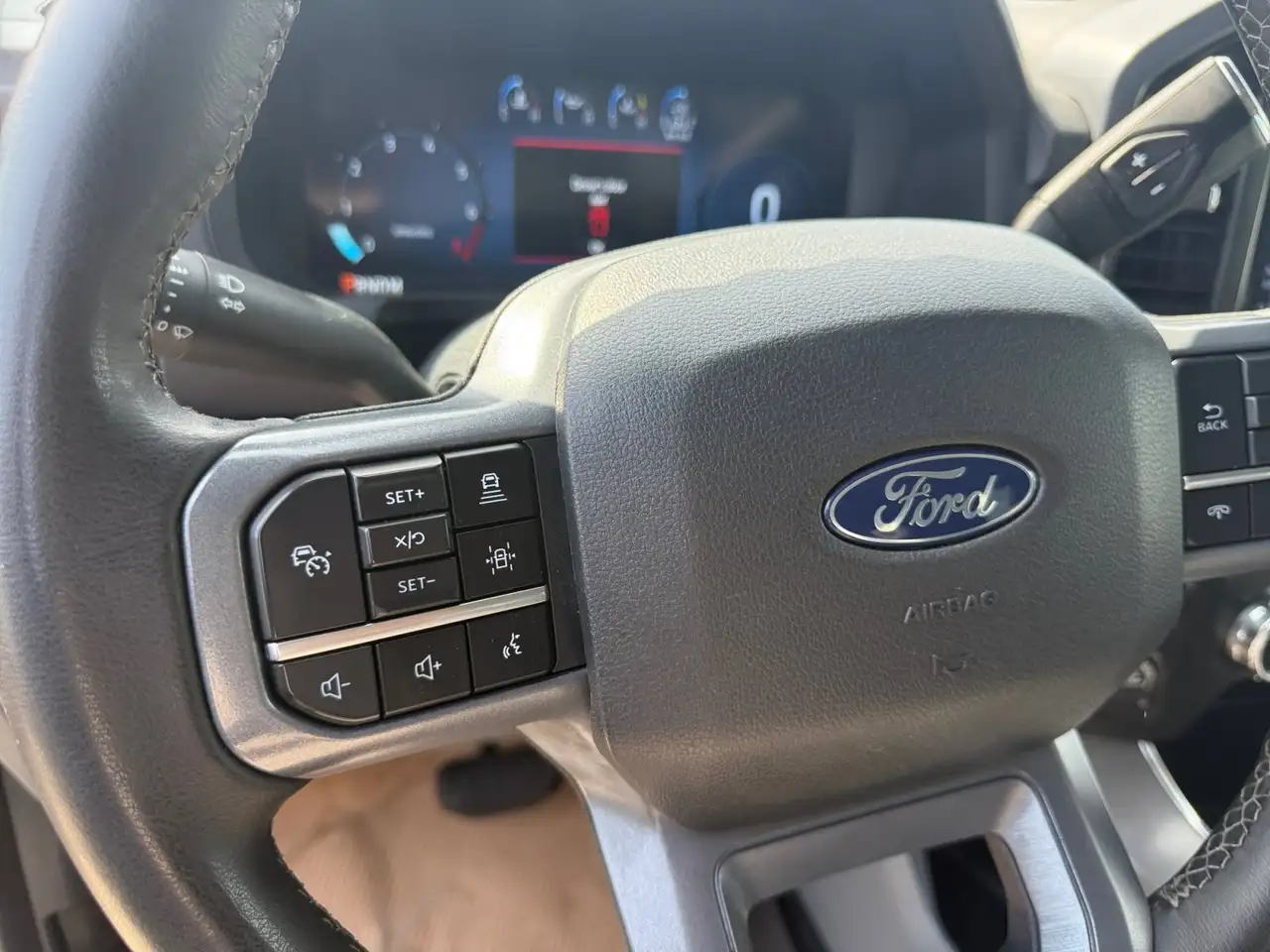 Ford F-150 - Image 13