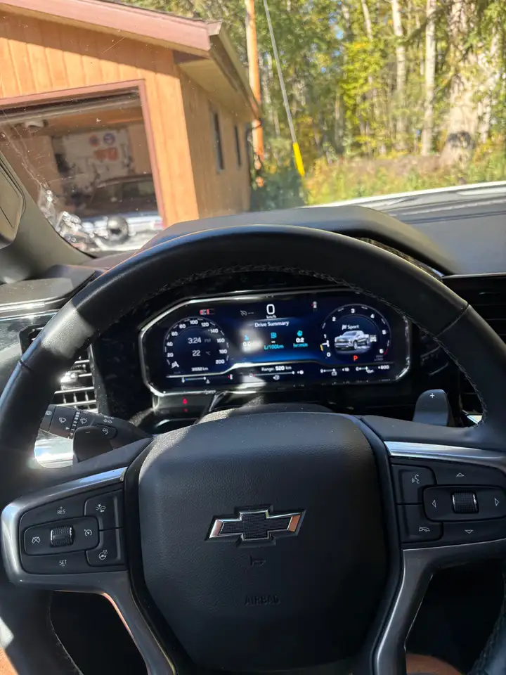 Chevrolet Silverado 1500 - Image 7