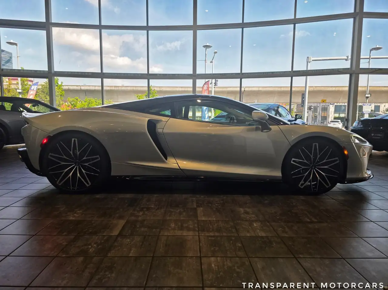 McLaren GT - Image 6