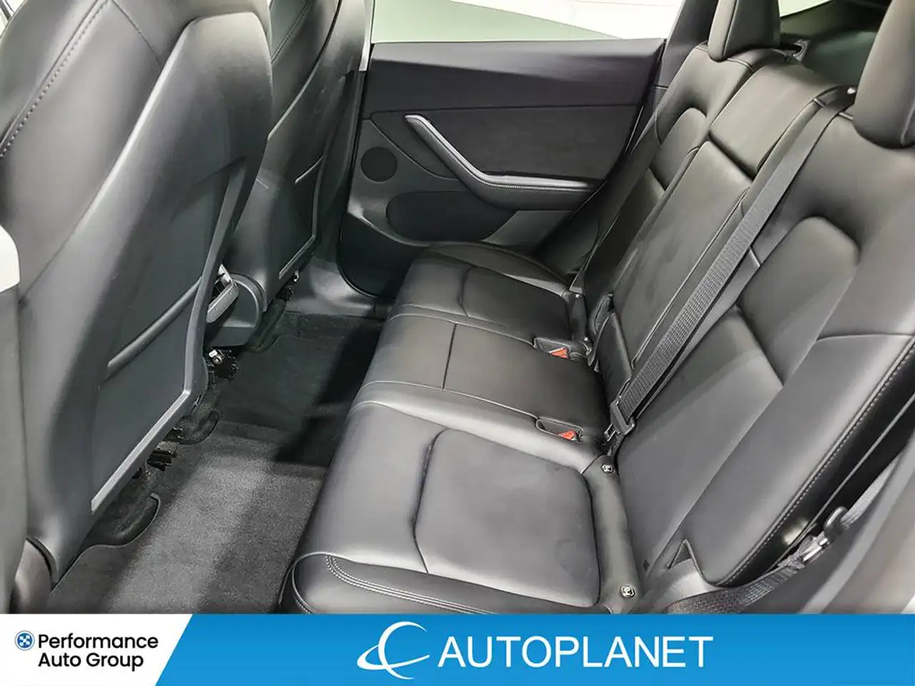 Tesla Model Y - Image 35