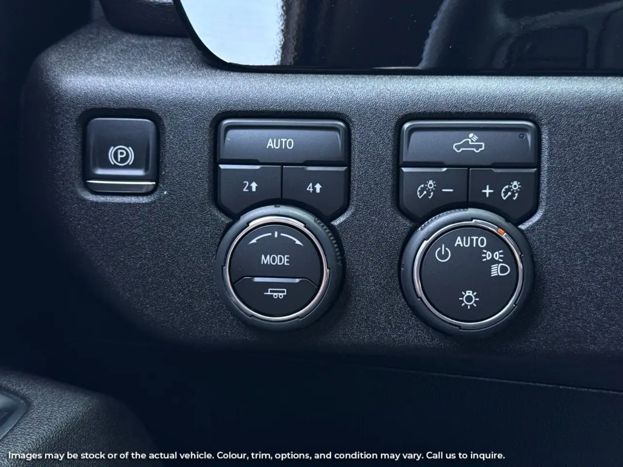 Chevrolet Silverado 1500 - Image 22