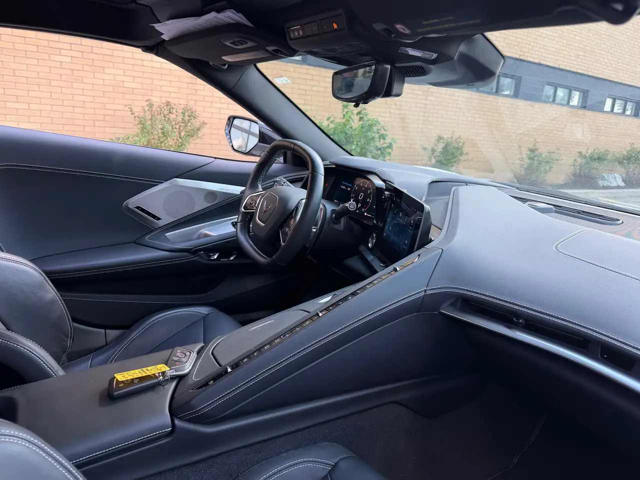 Chevrolet Corvette - Image 14