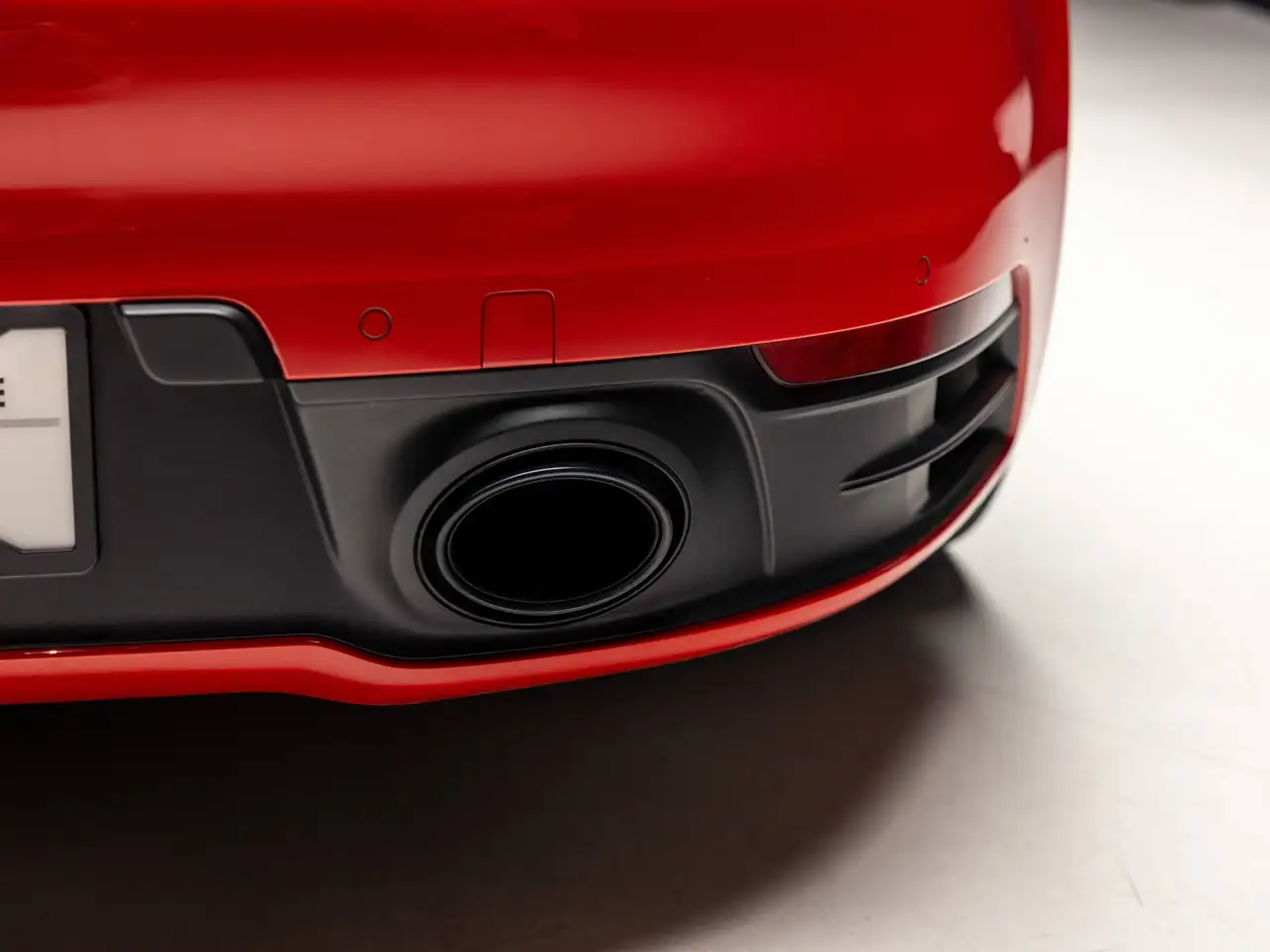 Porsche 911 - Image 25