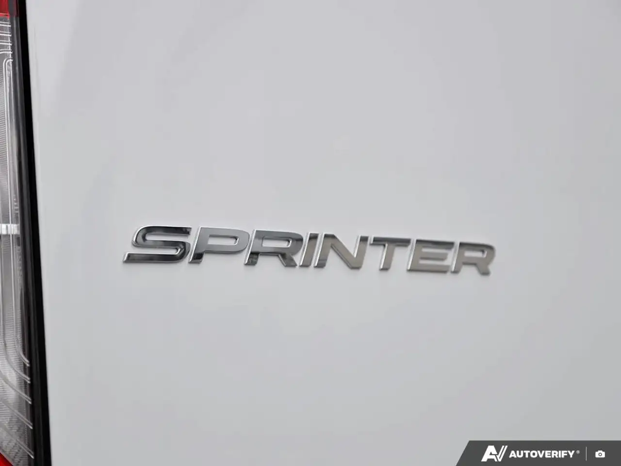 Mercedes-Benz Sprinter - Image 12