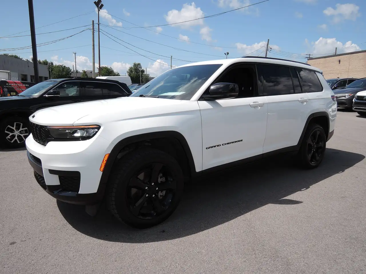Jeep Grand Cherokee - Image 17