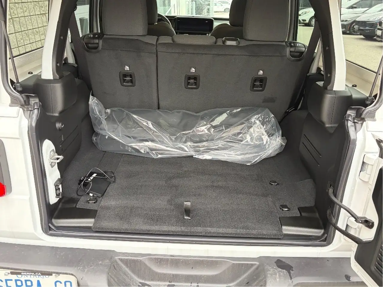 Jeep Wrangler - Image 10