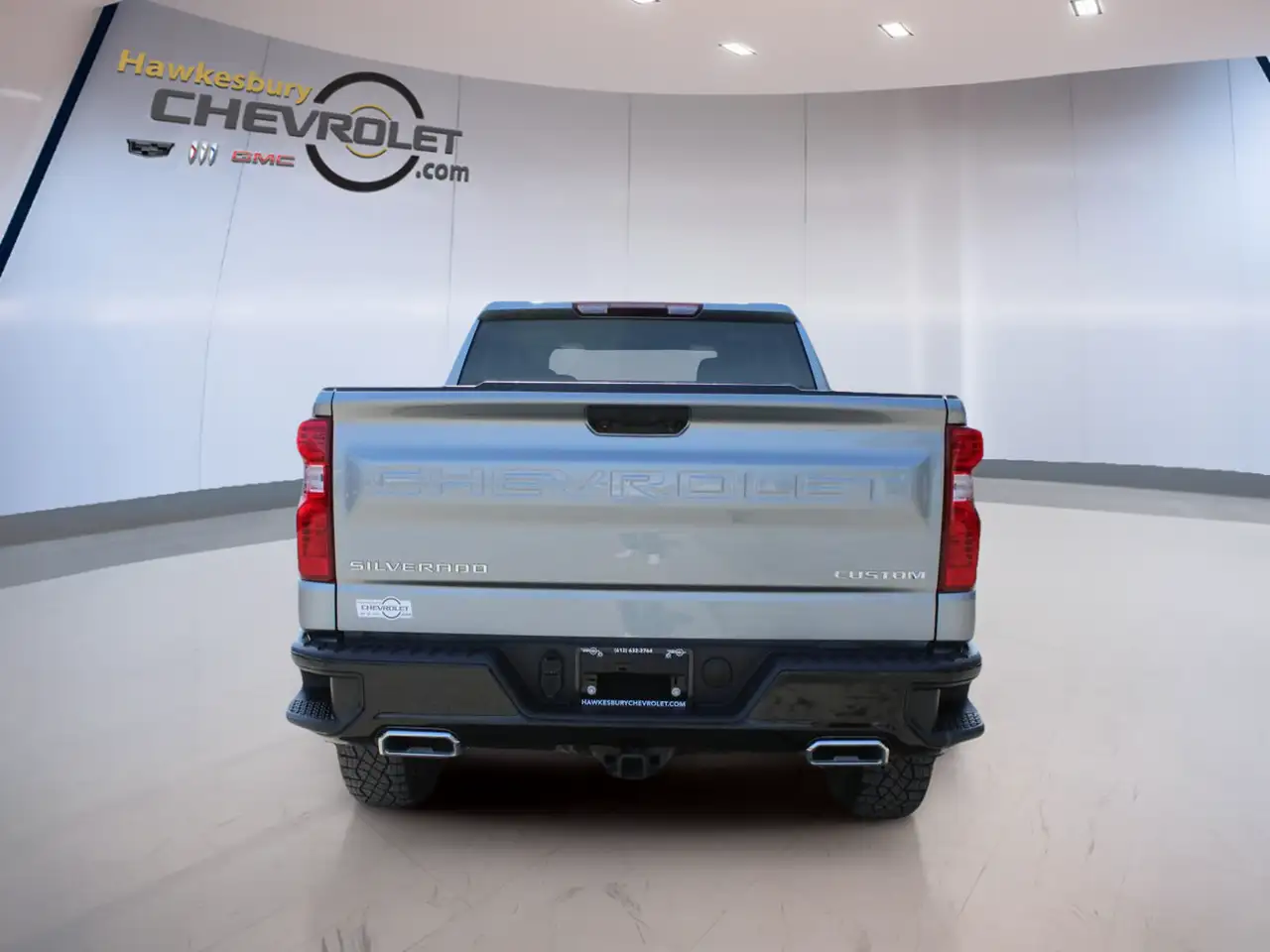 Chevrolet Silverado 1500 - Image 6