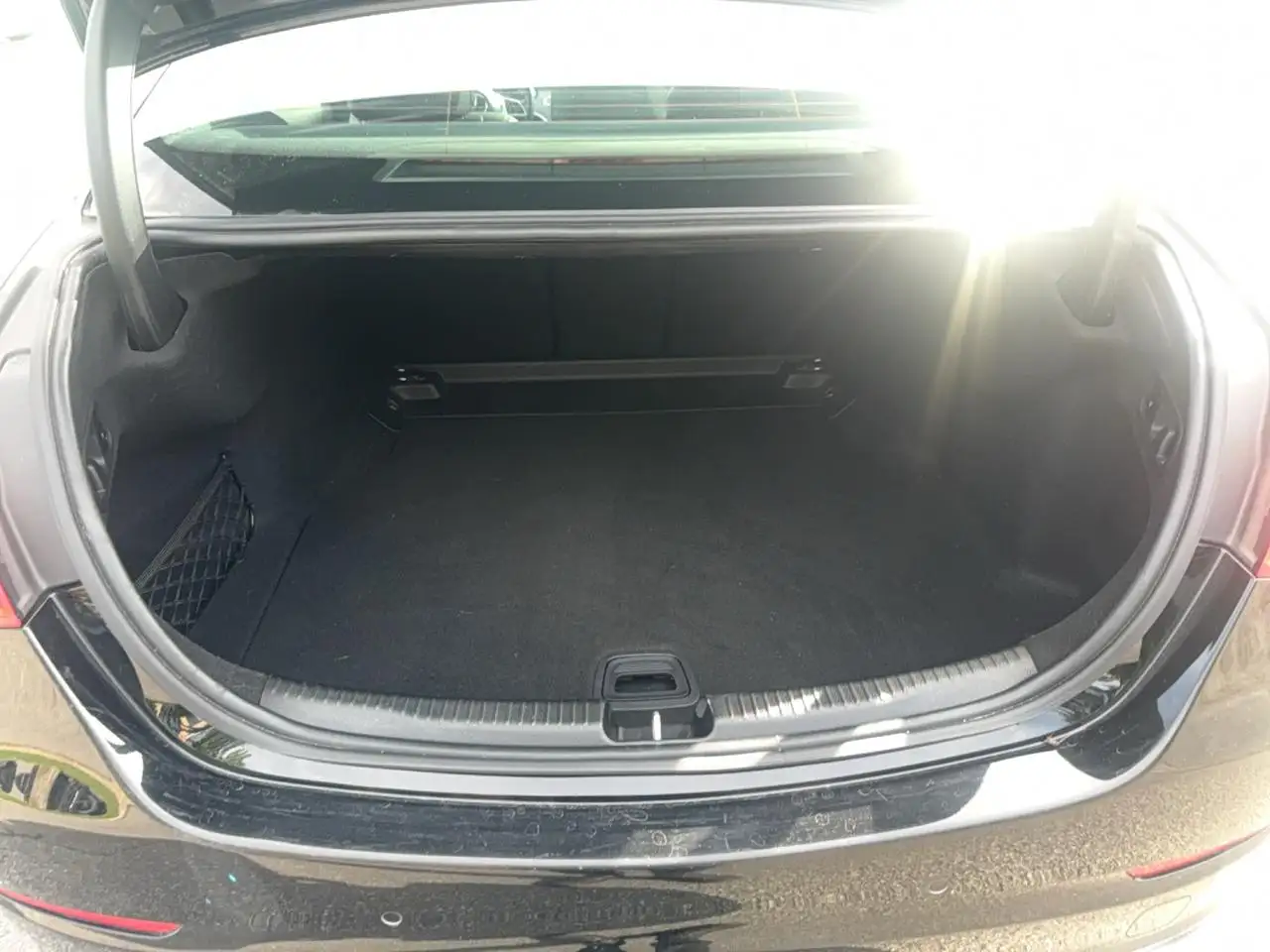 Mercedes-Benz C-Class - Image 11