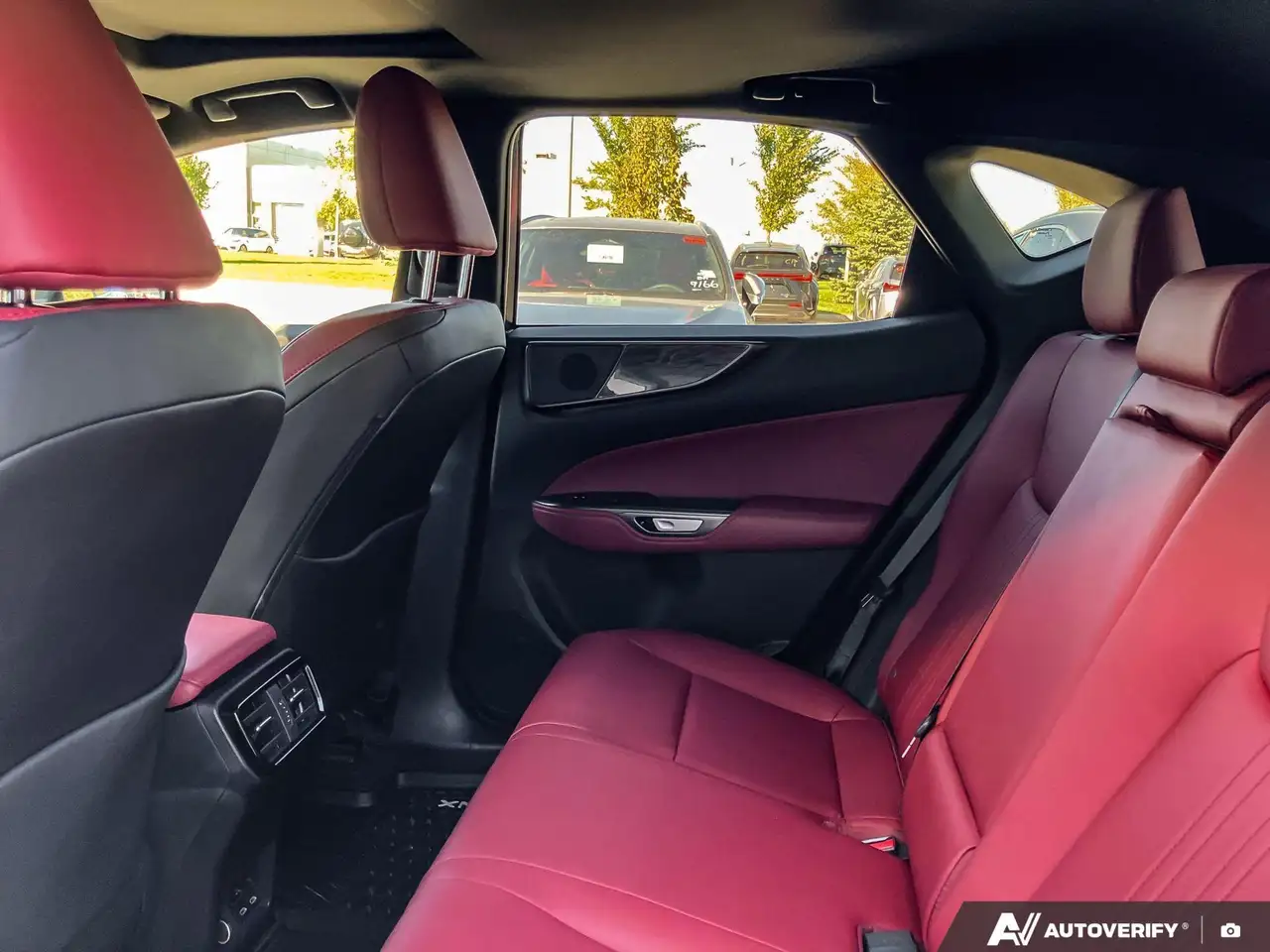 Lexus NX - Image 23