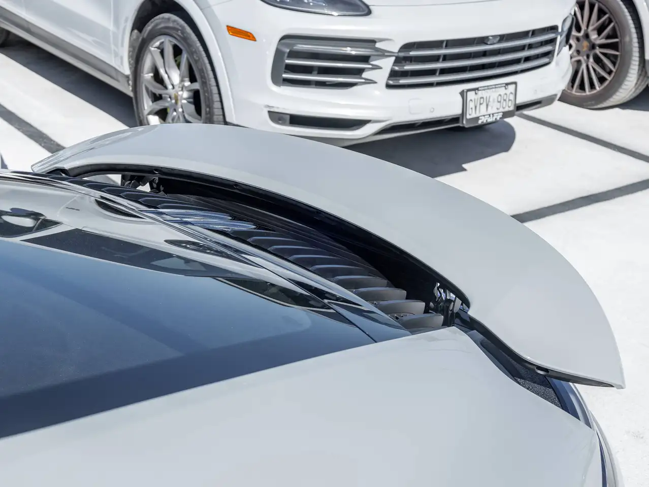 Porsche 911 - Image 13