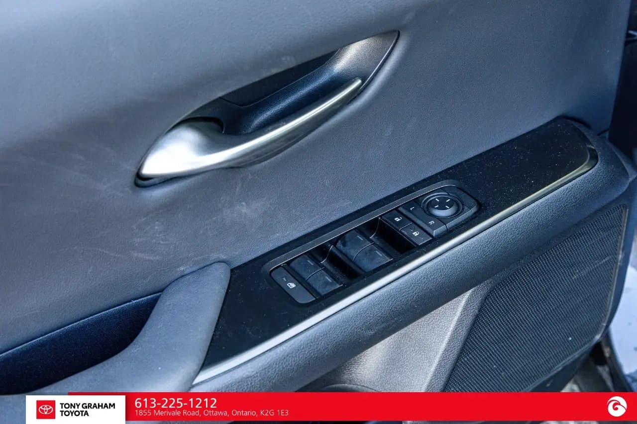 Lexus UX - Image 11