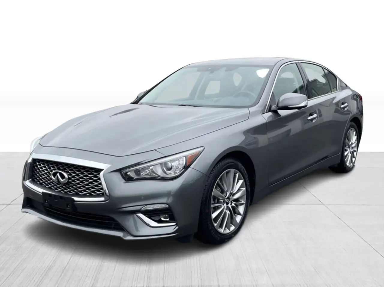Infiniti Q50 - Image 10