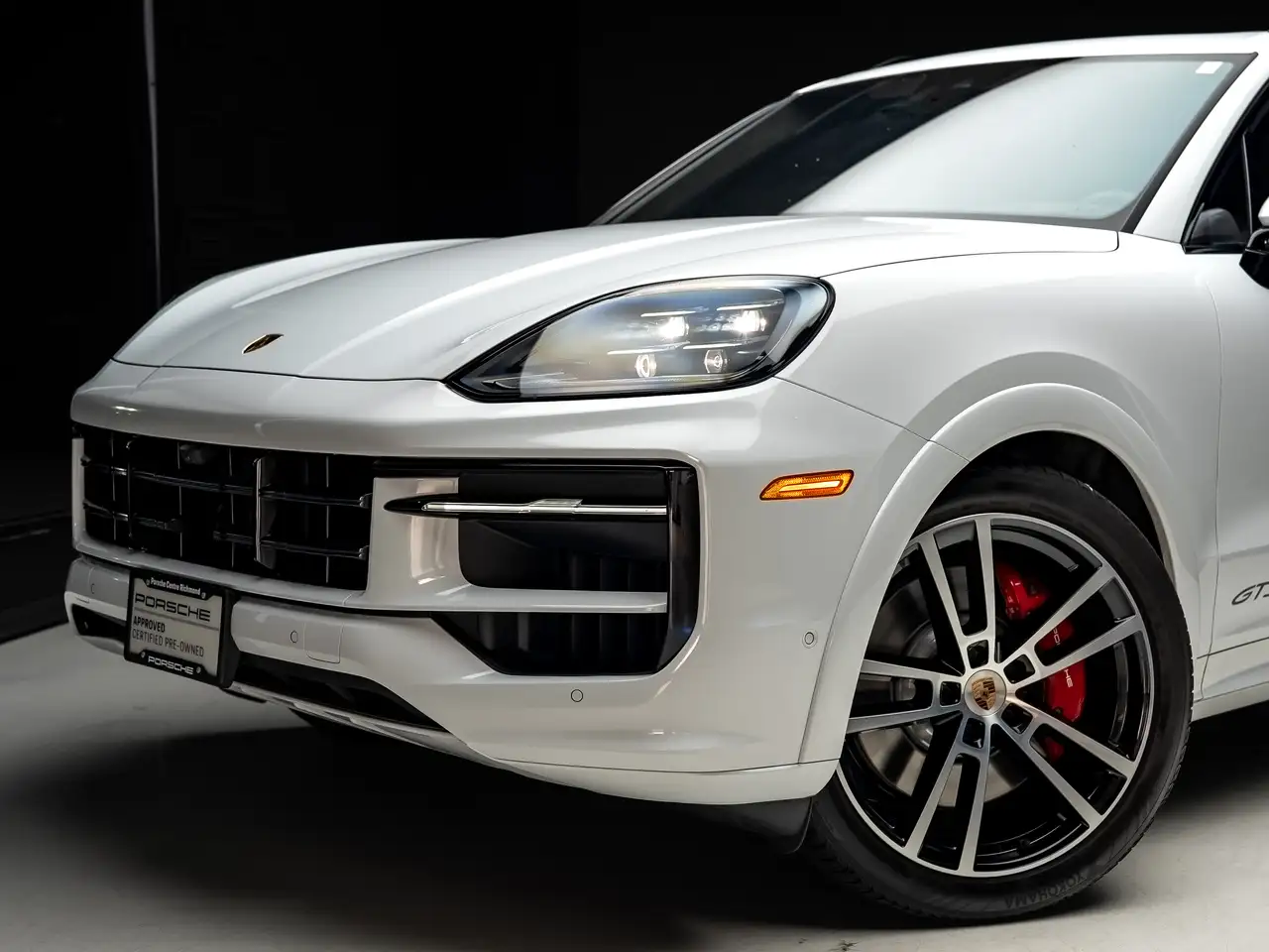 Porsche Cayenne - Image 24