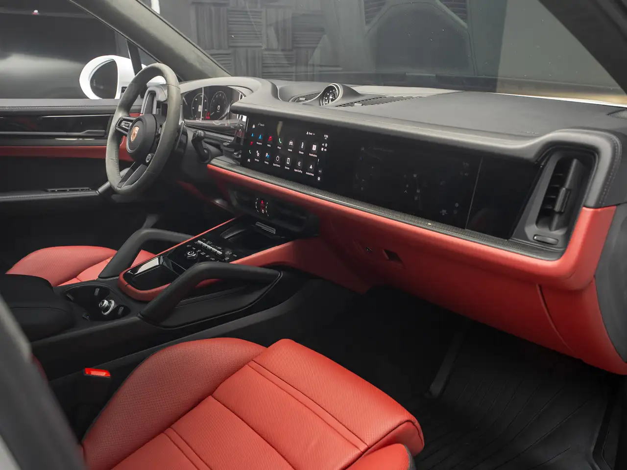 Porsche Cayenne - Image 21