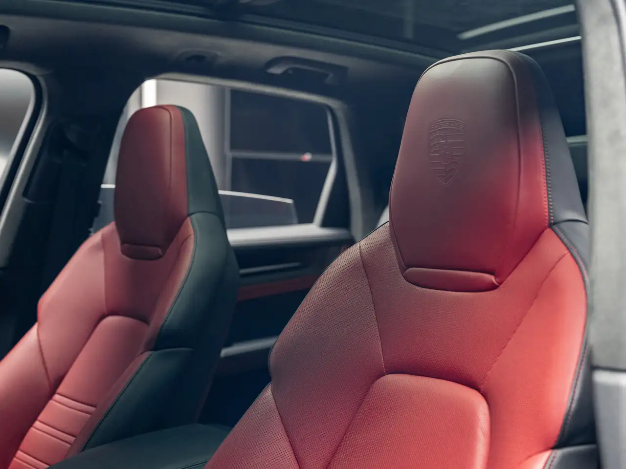 Porsche Cayenne - Image 11