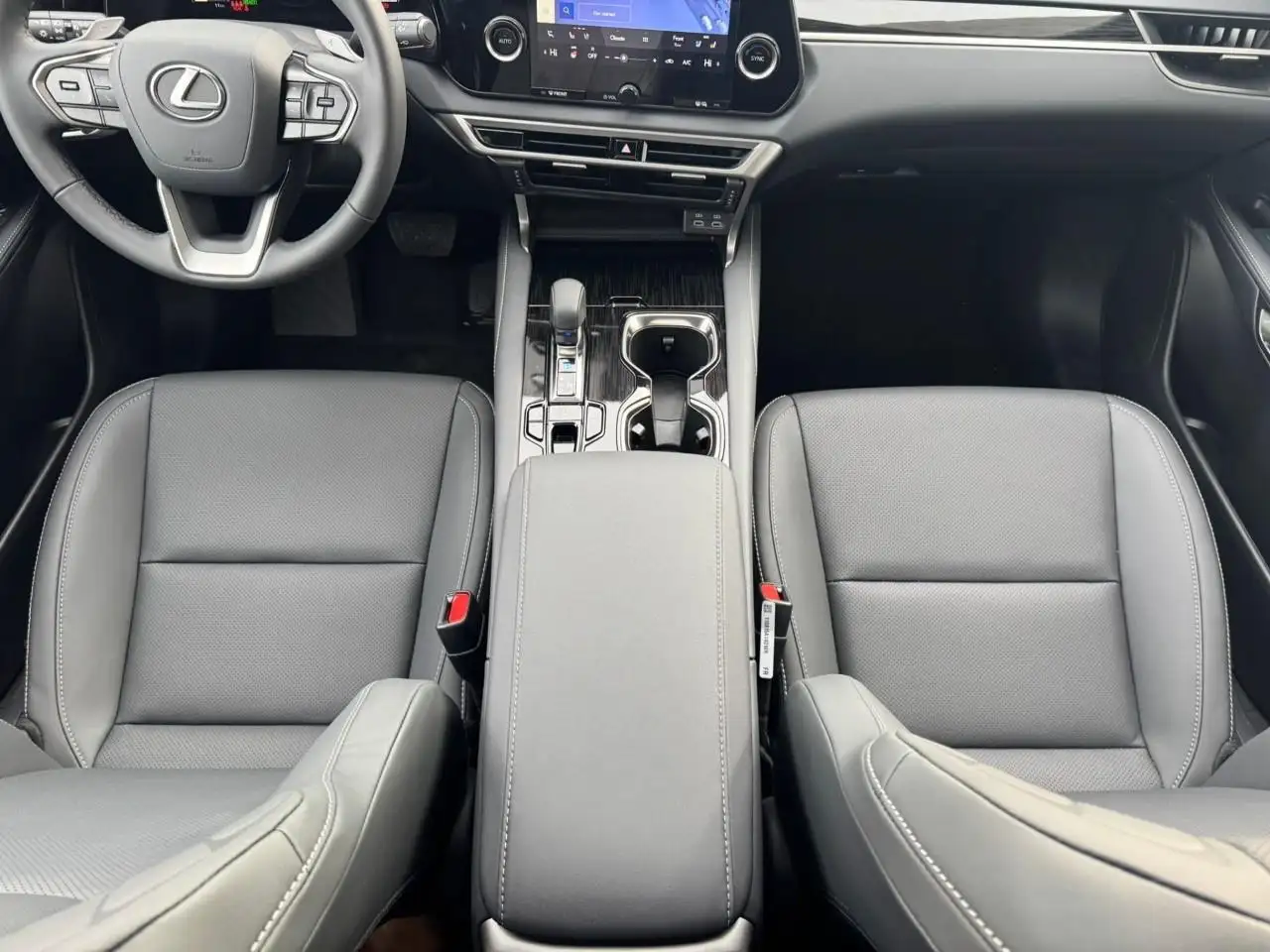 Lexus RX 350h - Image 11
