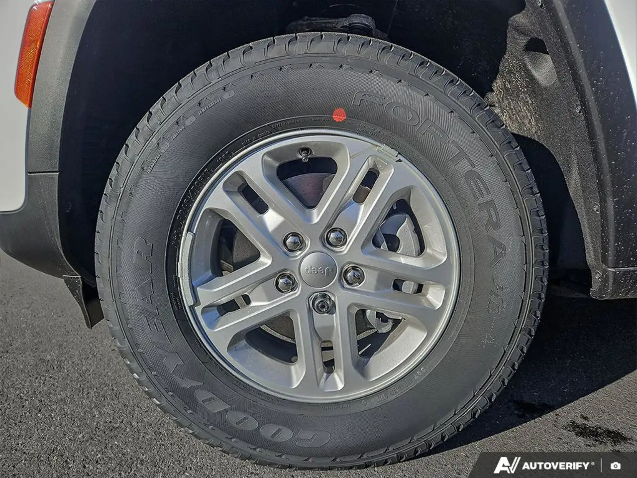 Jeep Grand Cherokee - Image 6