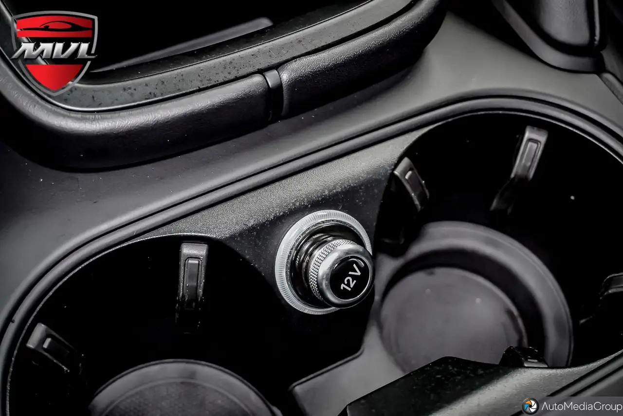 Porsche Cayenne - Image 42