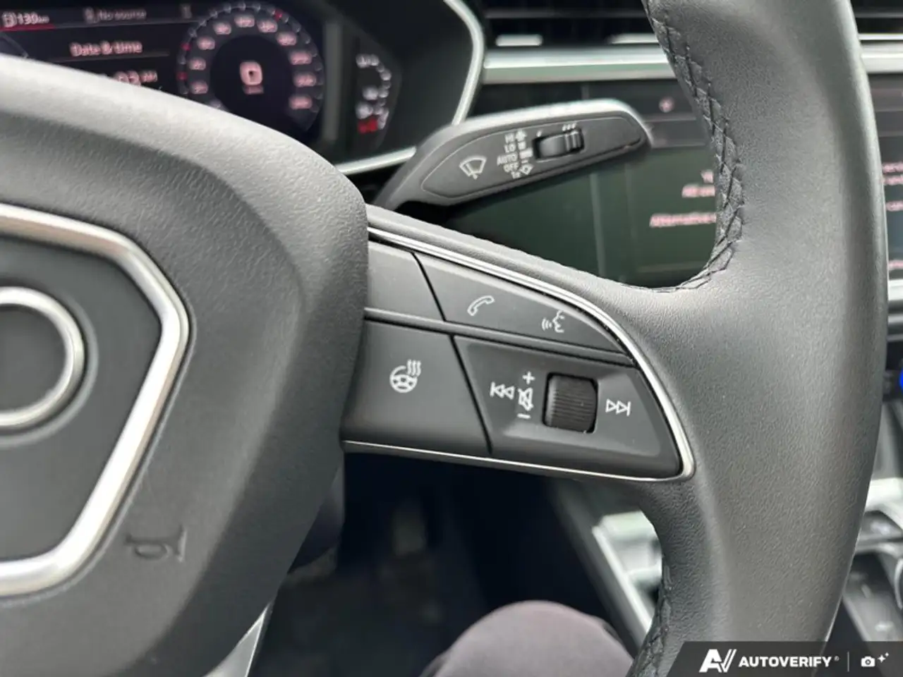 Audi Q3 - Image 15