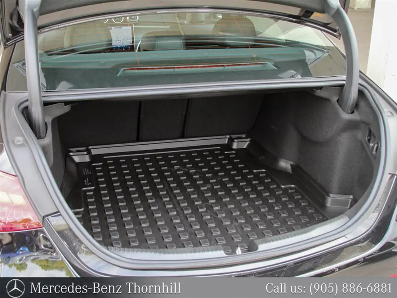 Mercedes-Benz C-Class - Image 10