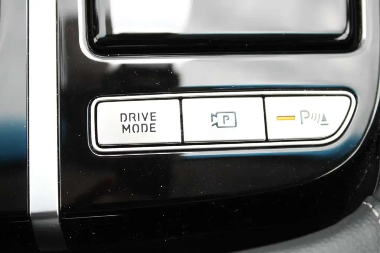 Genesis G80 - Image 32
