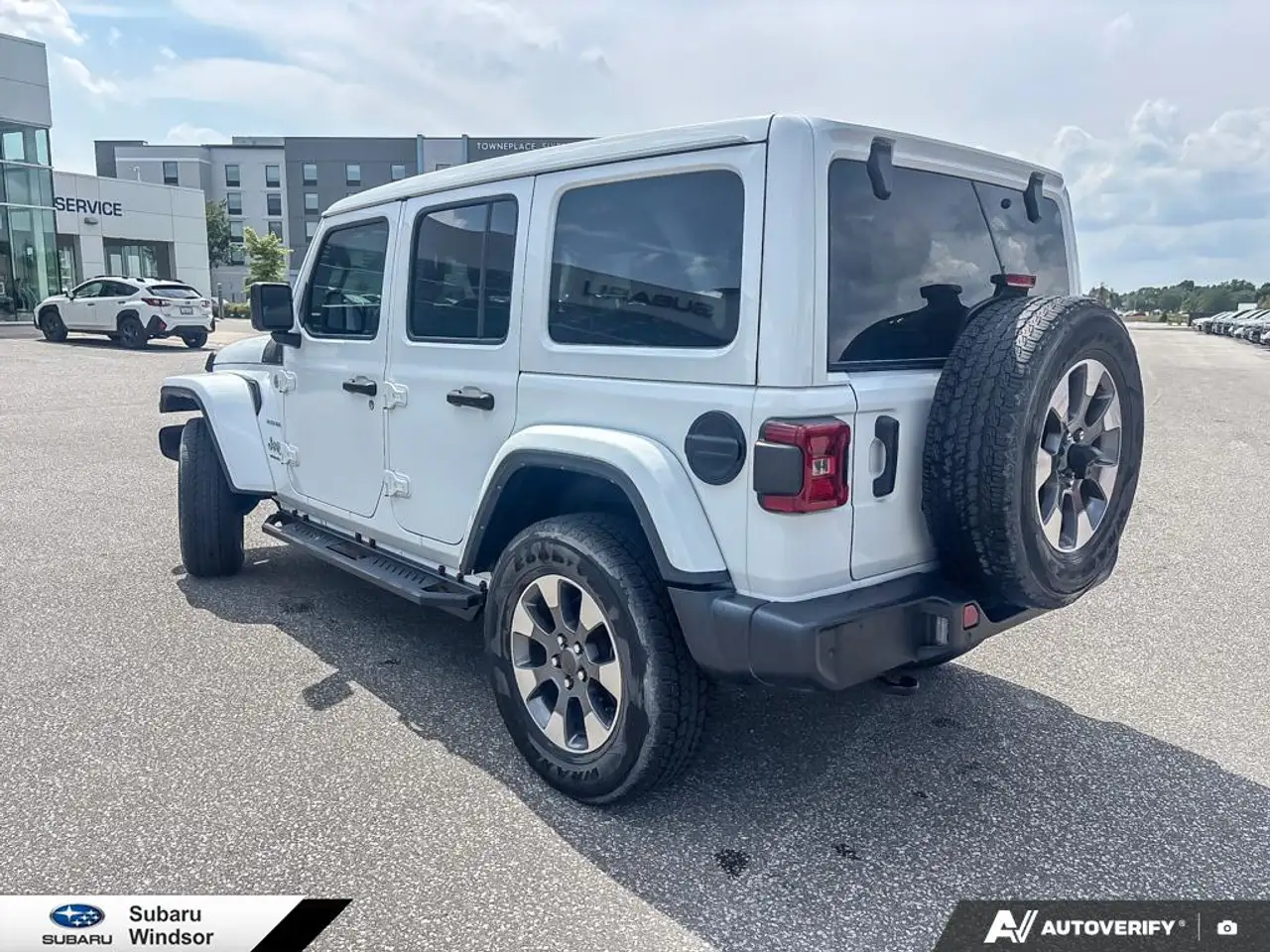 Jeep Wrangler - Image 9