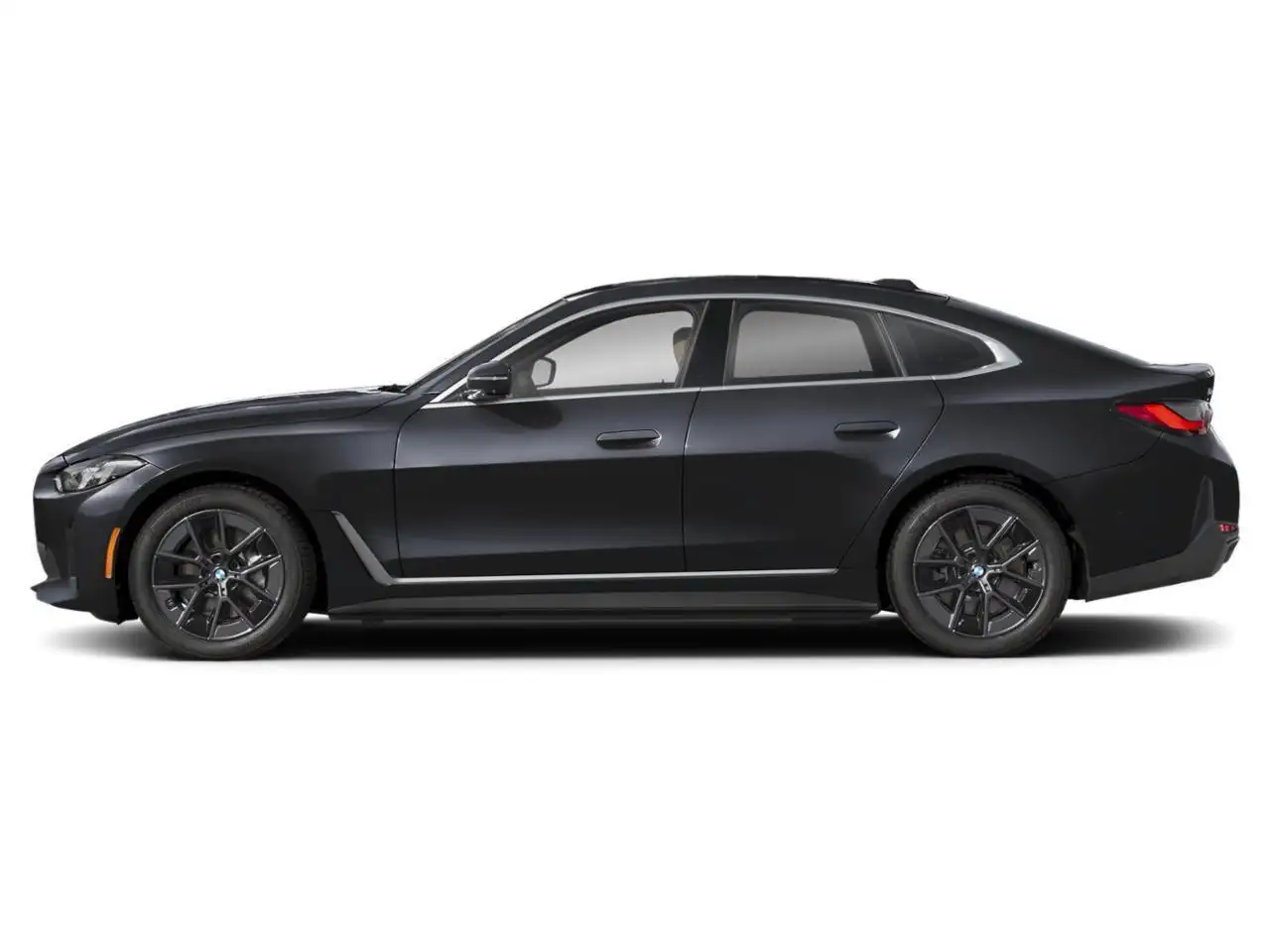 BMW i4 - Image 3