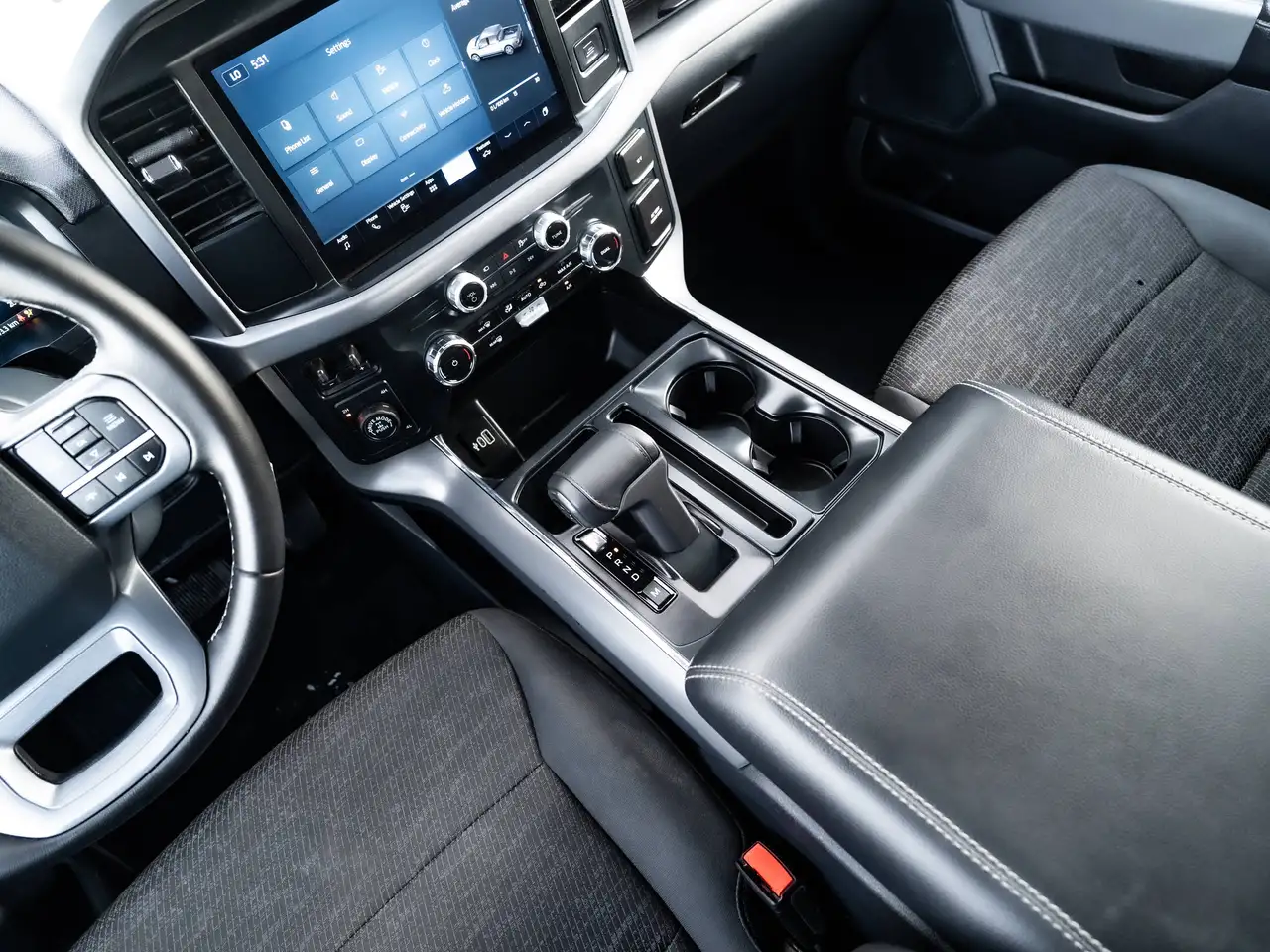 Ford F-150 - Image 20