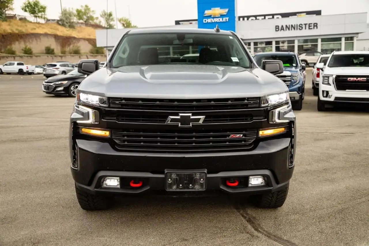 Chevrolet Silverado 1500 - Image 4