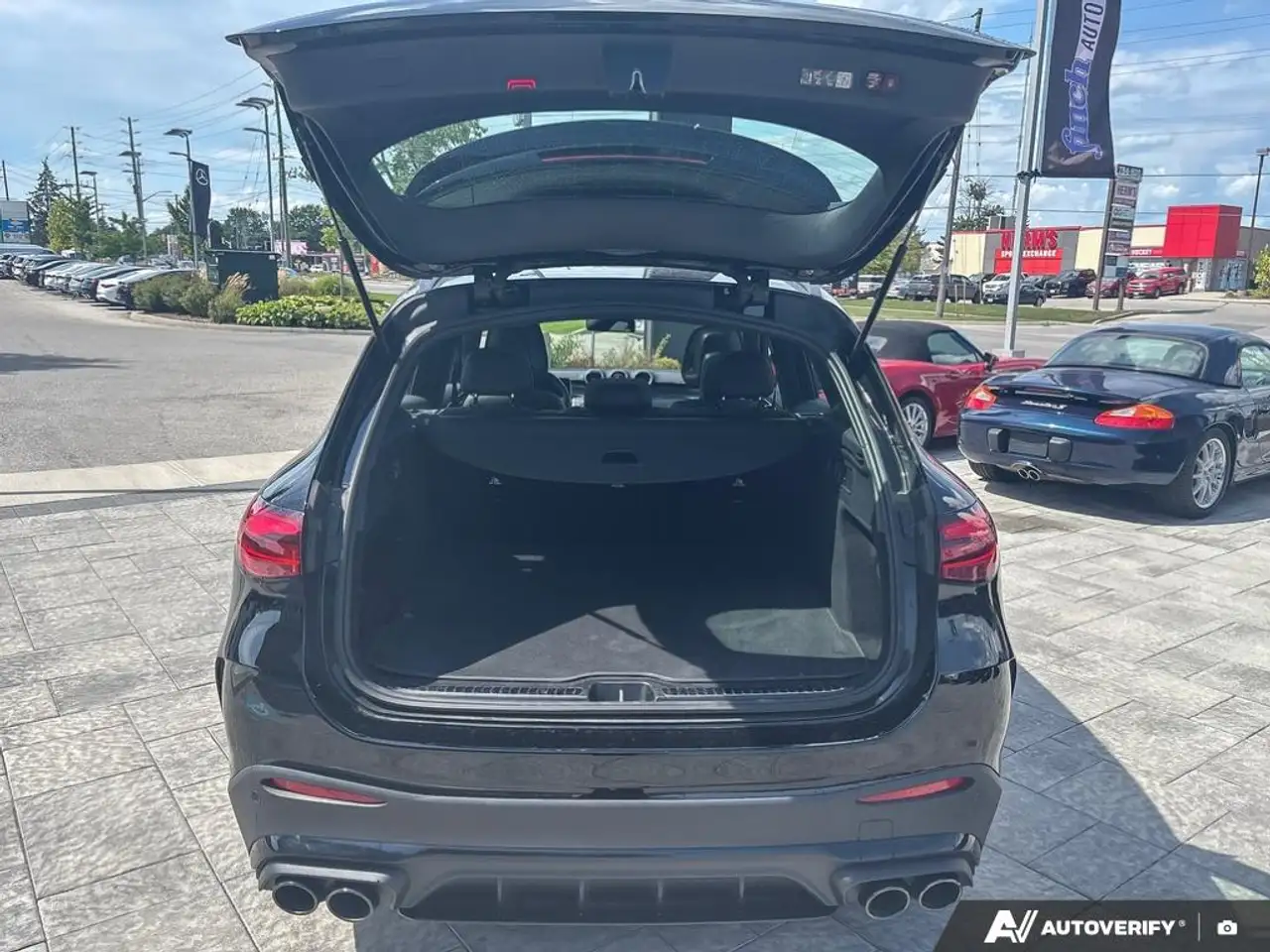 Mercedes-Benz GLC - Image 11