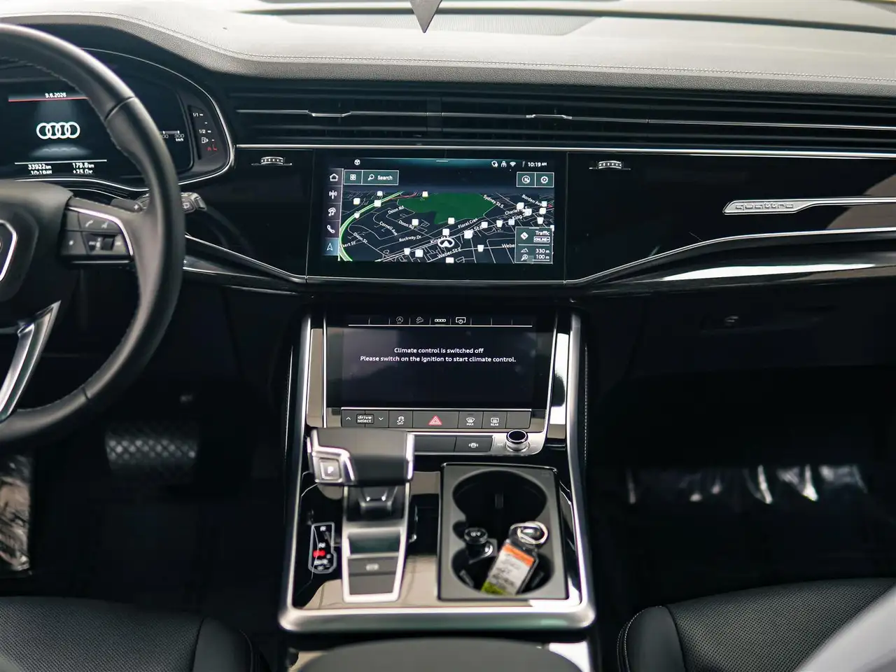 Audi Q8 - Image 11