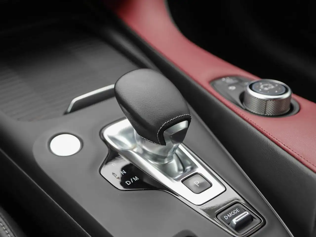 Infiniti QX55 - Image 23