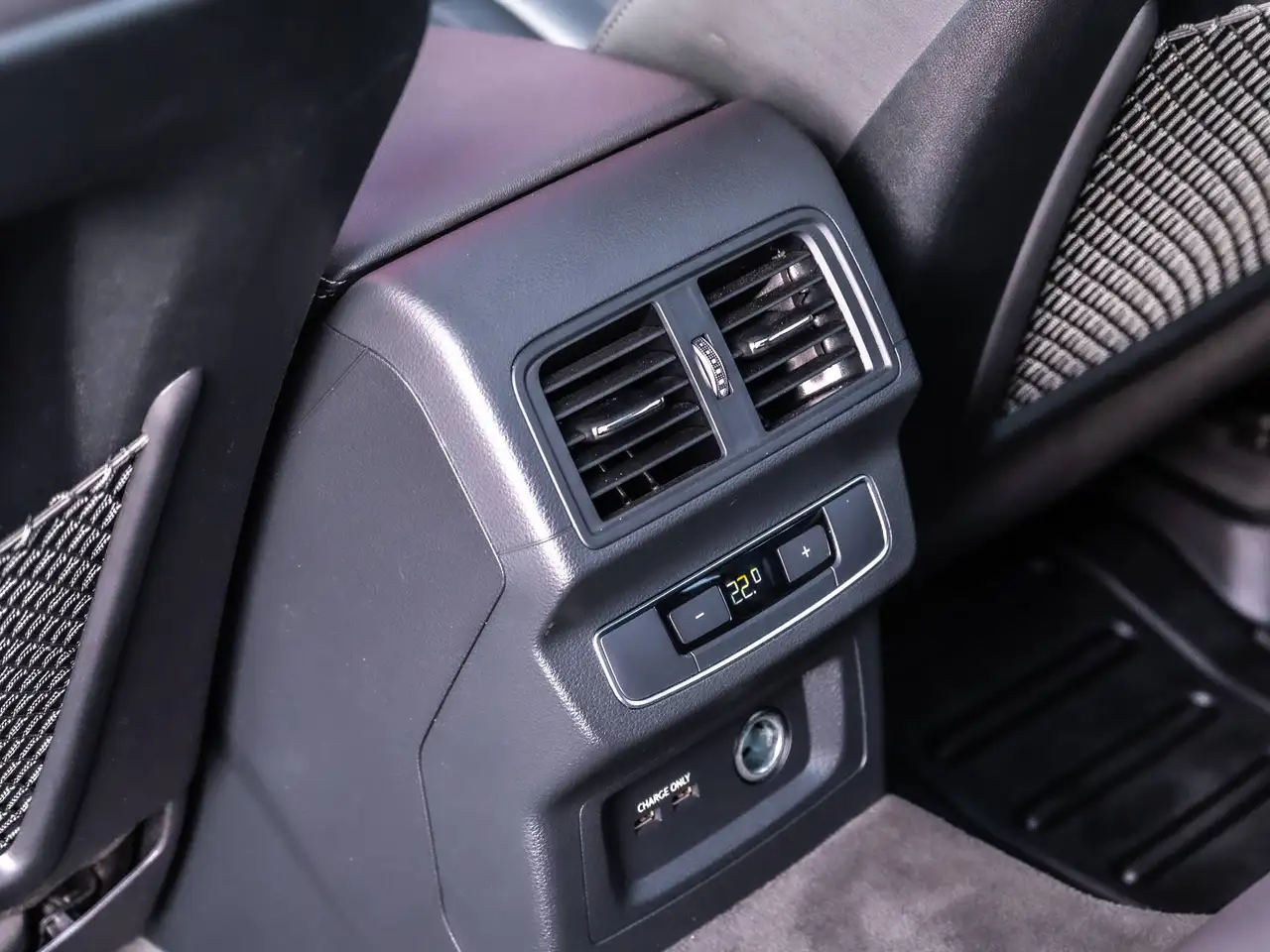 Audi Q5 - Image 27