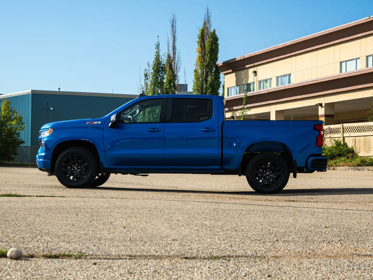 Chevrolet Silverado 1500 - Image 11